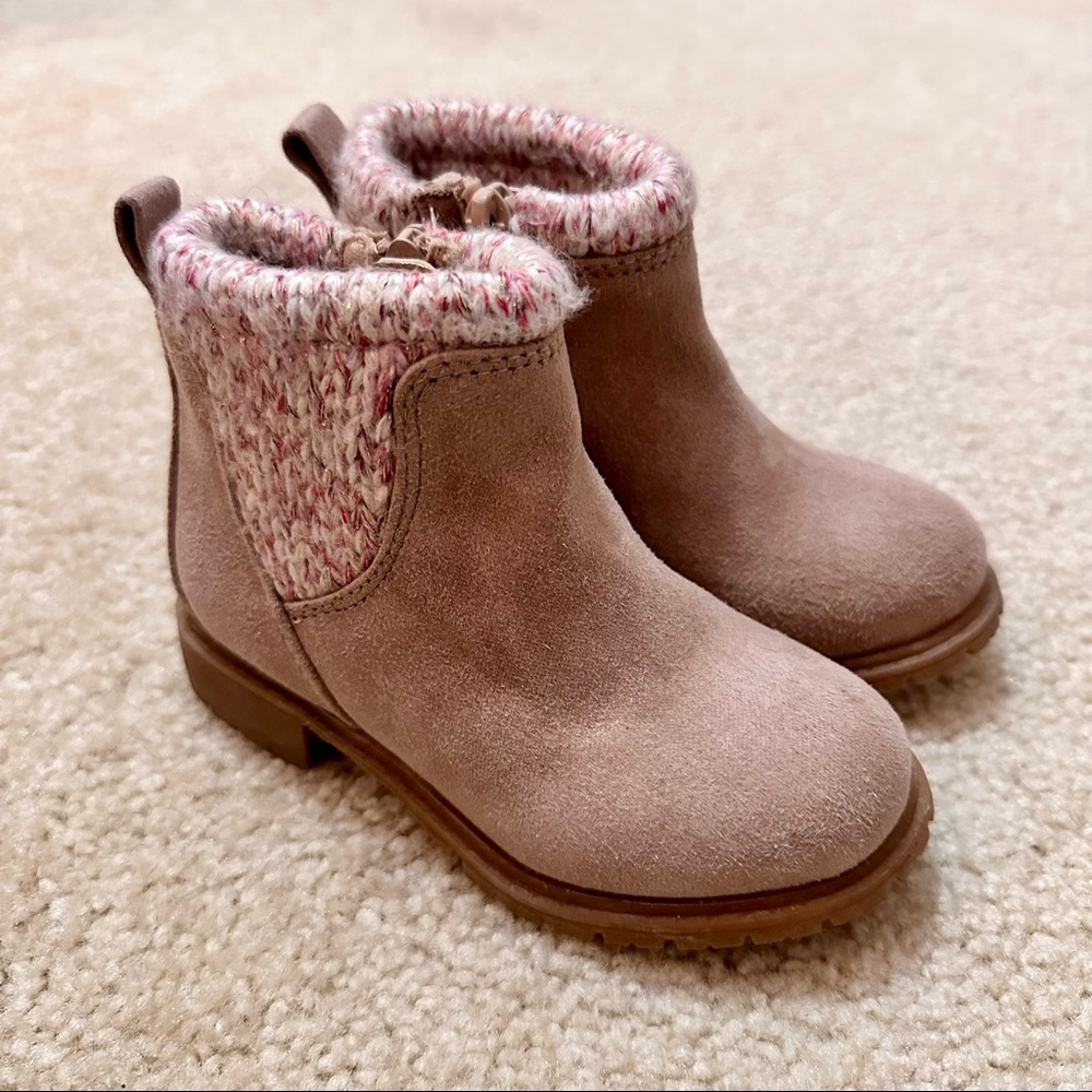 True Craft Knit Booties - Picture 4 of 10
